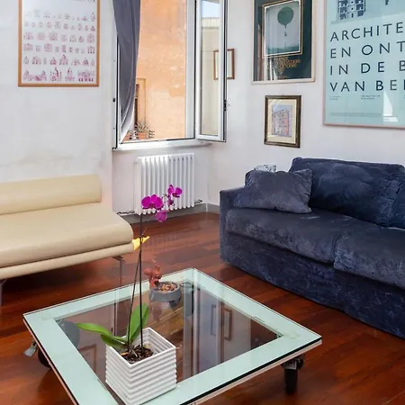 Domusamor Navona Apartment