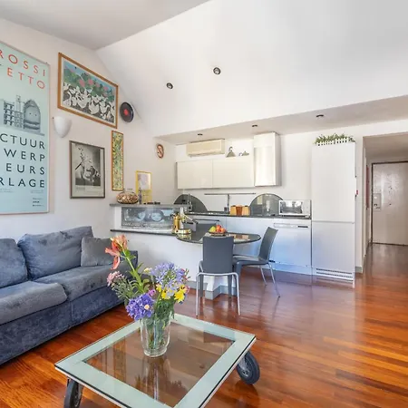 Domusamor Navona Apartment